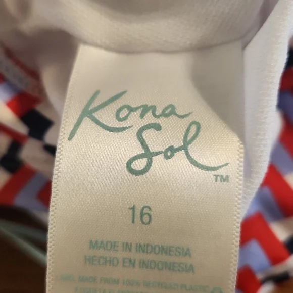 Kona Sol Women's Red/White/Blue One Piece Swimsuit Size 16 NWT - Picture 3 of 6
